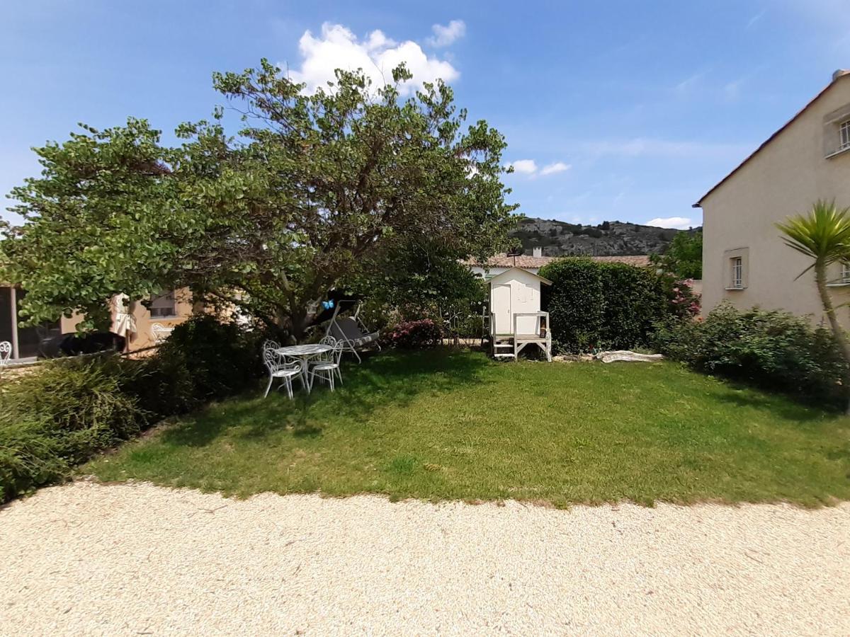 Petite Maison De Campagne Gardoise Théziers Exterior foto